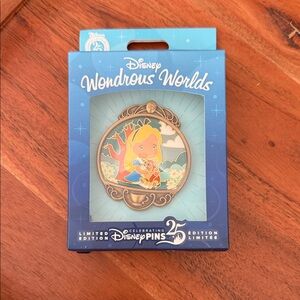 Disney Wondrous Worlds Alice in Wonderland Enamel Pin LE 1500